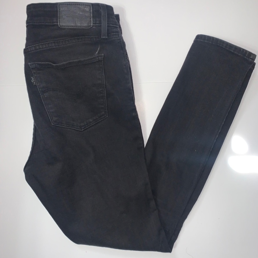 distressed Levi's skinny jeans